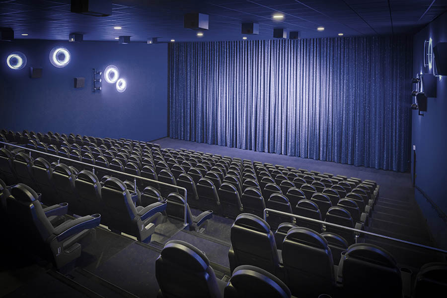 Rabe Kinos, die buchbaren Event-Locations der Scala Filmtheater Betriebe GmbH, bieten für Veranstaltungen im gemieteten Kinosaal einen Rundum-Service und Betreuung von Anfang an, von moderner Tagungs- und Präsentationstechnik bis zur Catering-Empfehlung.